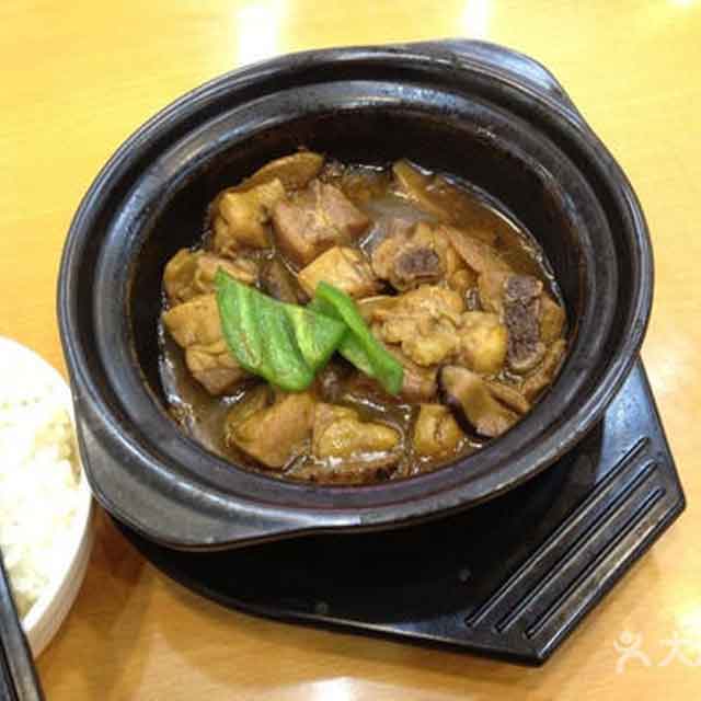 凌轩阁黄焖鸡米饭