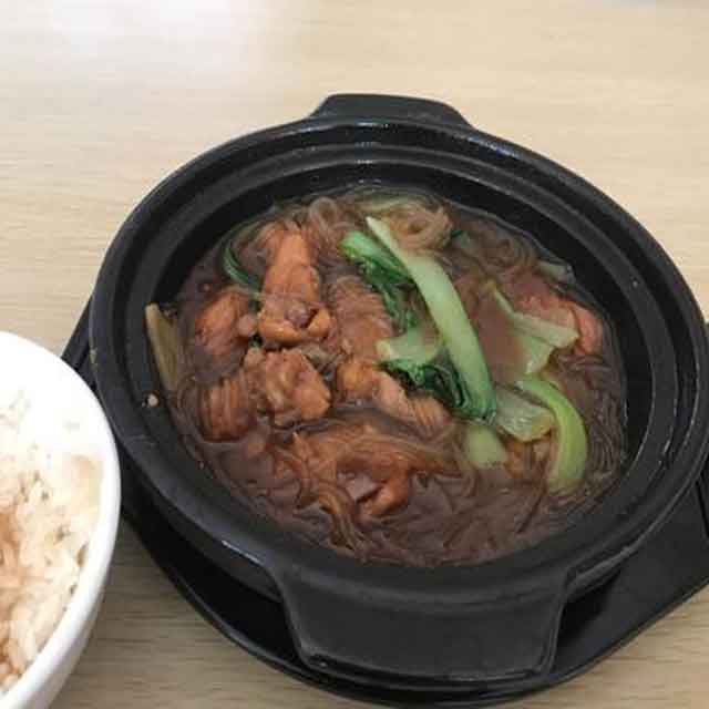 鲁氏黄焖鸡米饭