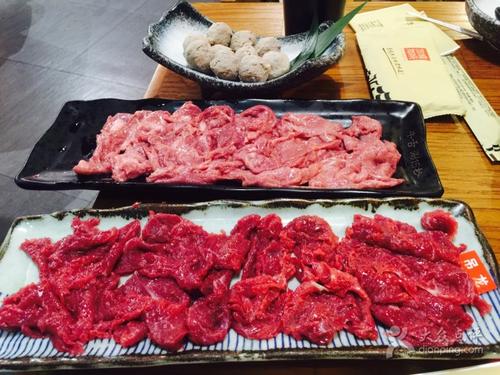 左庭右院鲜牛肉火锅